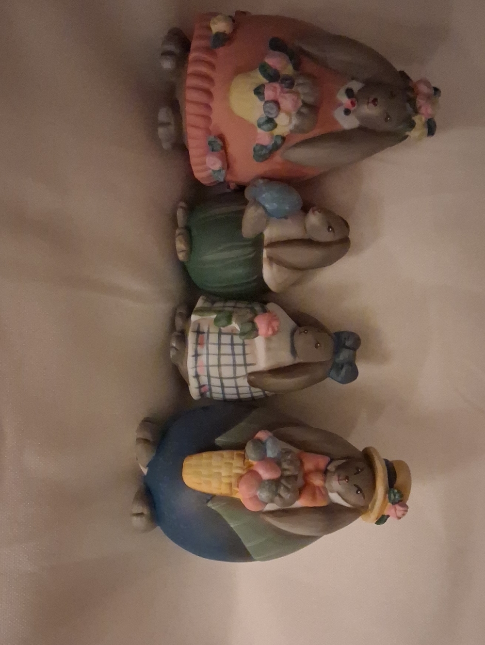 Decorative Pastel Rabbit Figurine Set - Home Art